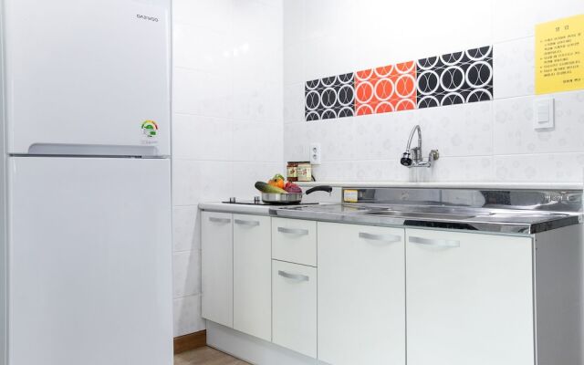 Yangyang River Pension