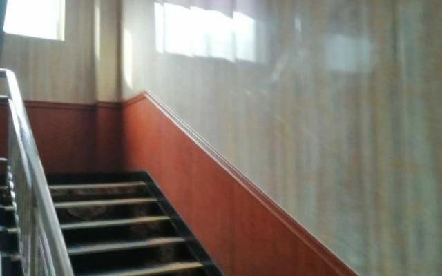 Xunyi cinema business hotel