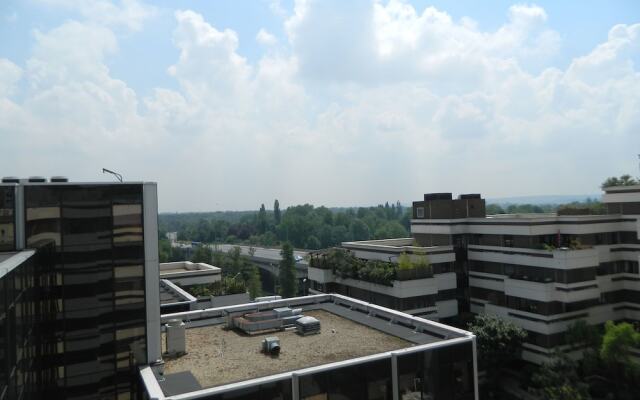 Appartement Paris Suresnes