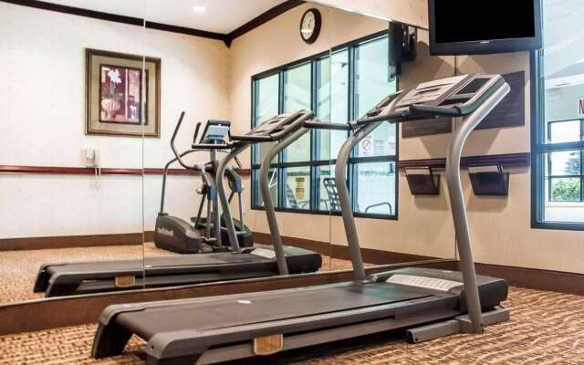 Quality Inn Near Walden Galleria Mall