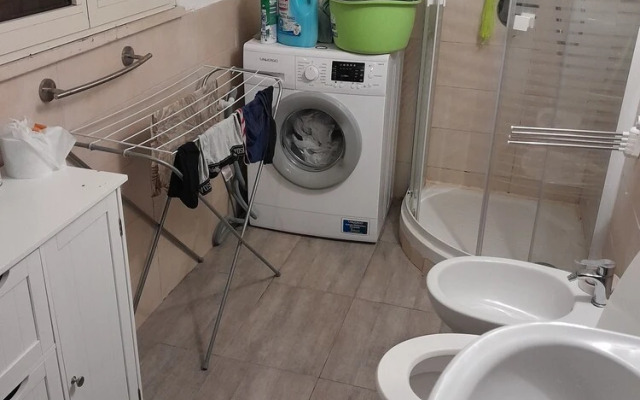 Beautiful 1-bed Apartment in Roma