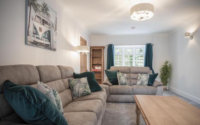 Pendeilo Villa - 5 Bedroom Holiday Home - Amroth