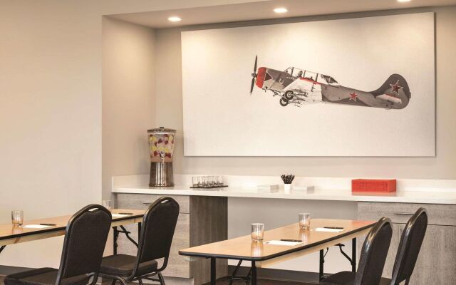 Kompose Boutique Hotel Miami Airport