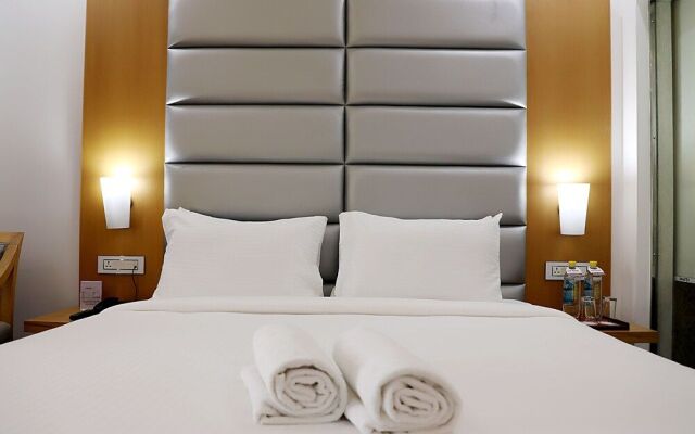 Hotel Gms Grand