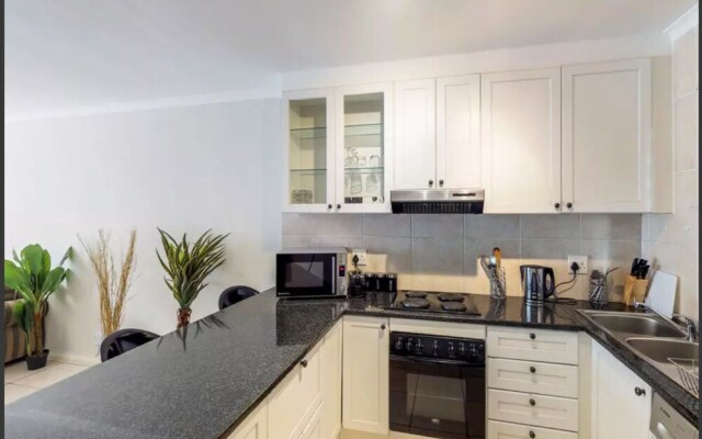 Knowles Big Bay Condo