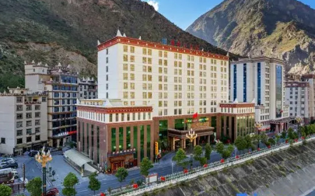 Lanfeng Hotel