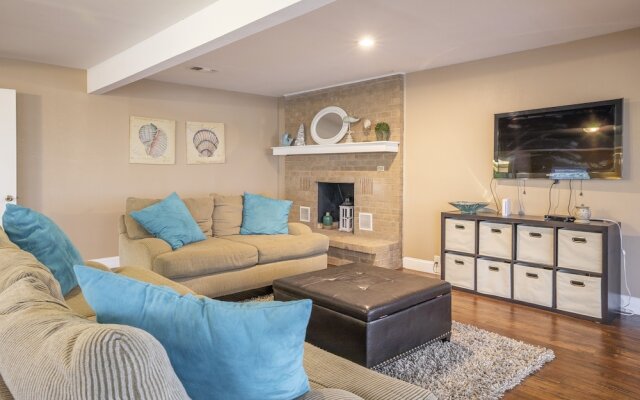 Blues Escape by RedAwning