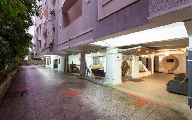 Hotel Athome & Serviced Apartments By Deccan Serai Hotels