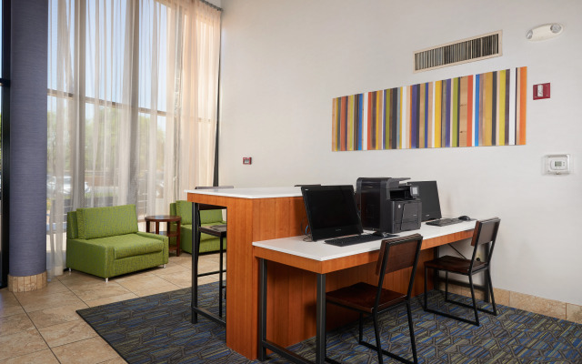 Holiday Inn Express North Phoenix