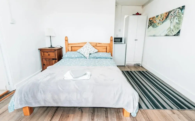 Eastwood Lodge