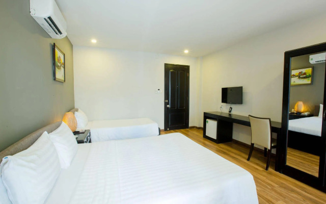 Sunflower Hotel