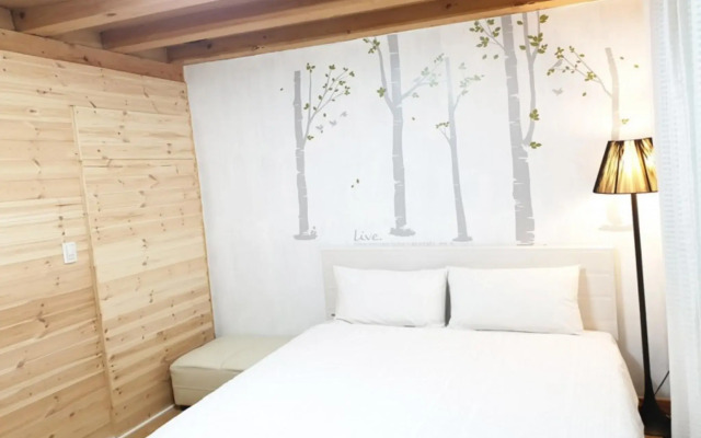 Yangyang Pinot Tree Pension