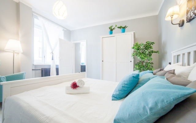 Little Home - Charlie