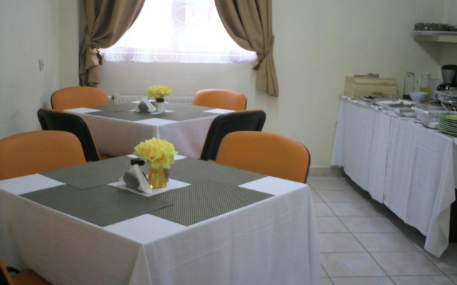 City Hotel Bucharest