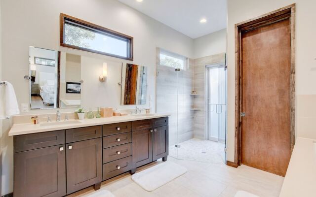 2113 Barbaro Way Cabin Unit 16