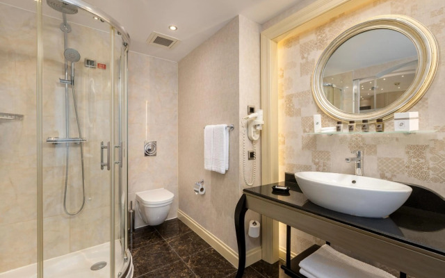 Limak Eurasia Luxury Hotel