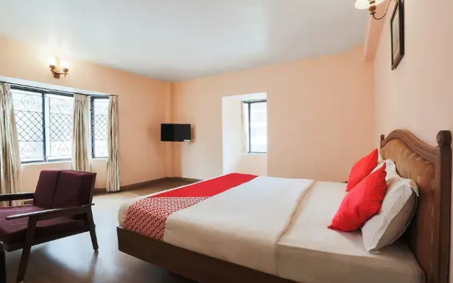 Hotel Blue Bird by OYO Rooms
