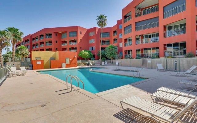 Step-free Bullhead City Condo w/ Balcony!