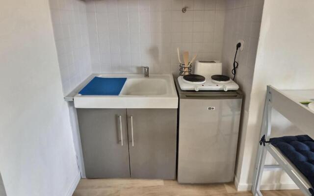 Studio vue sur le clocher, au calme Moustiers #3