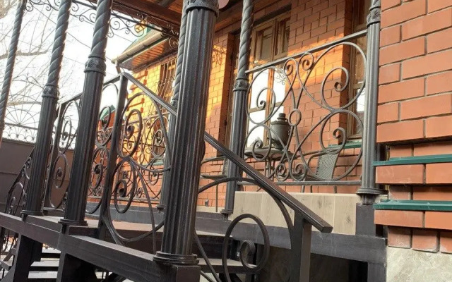 Красный Дом