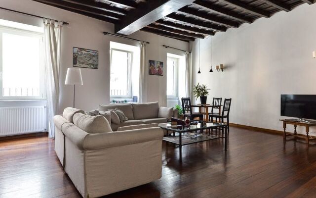 Spanish Steps Apartment