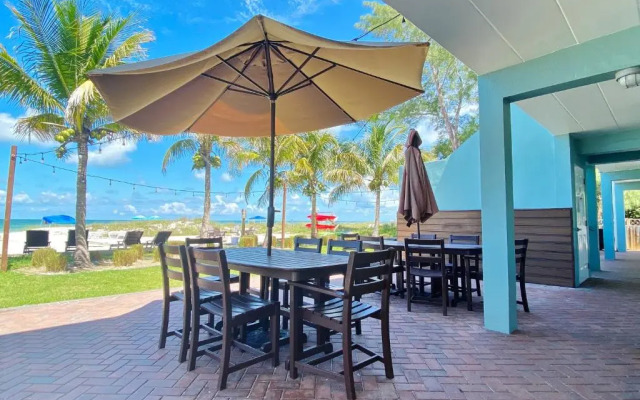 Bungalow Beach Place 5 by RedAwning