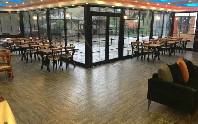 Sumela Holiday Hotel