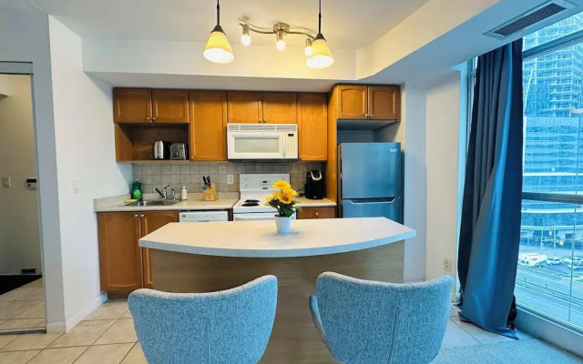 The Yonge Boutique Suites
