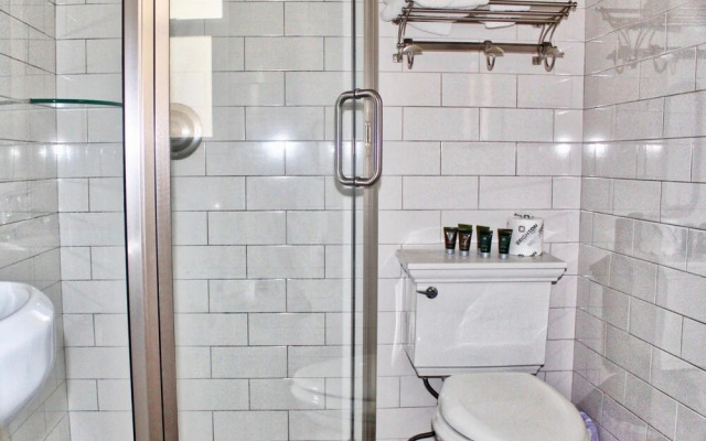 Coconut Grove Beach Resort Suite 3