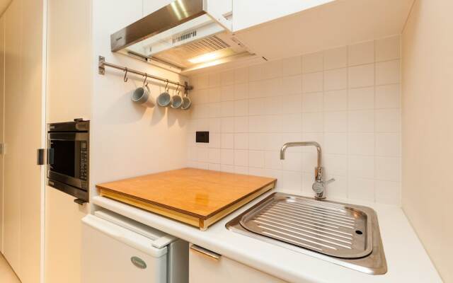 Celeste - Beyond a Room Private Apartments