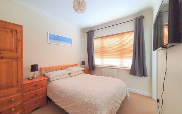 2-bedroom House Near Town With Superfast Wi-fi