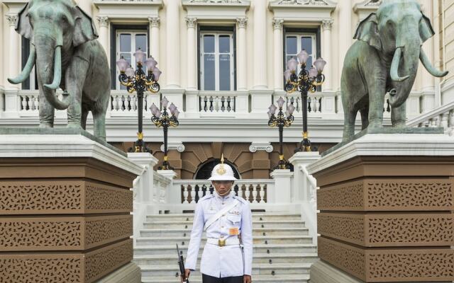 Holiday Inn Express Bangkok Sathorn