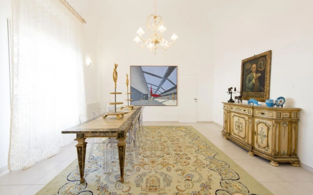 Luxury Gattopardo Apartment by Lago Design