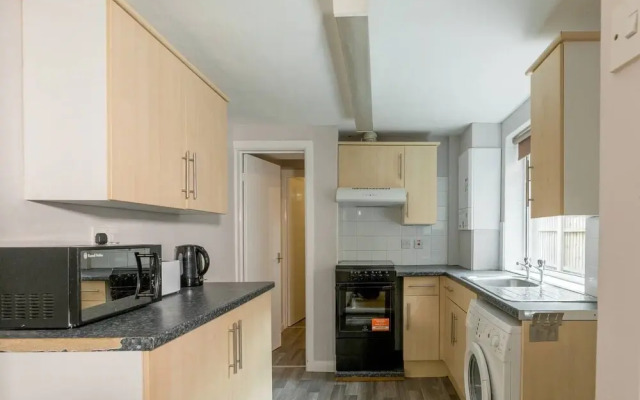 4 Bedroom House in Popular Park Area