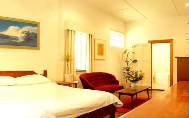 Travellers Guest House