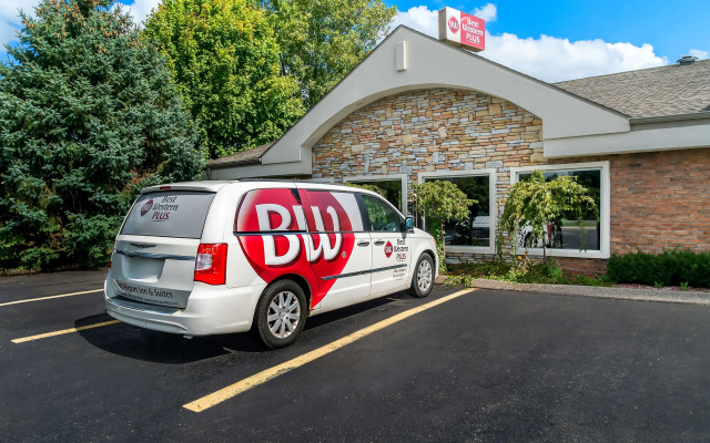 Best Western Plus Flint Airport Inn & Suites