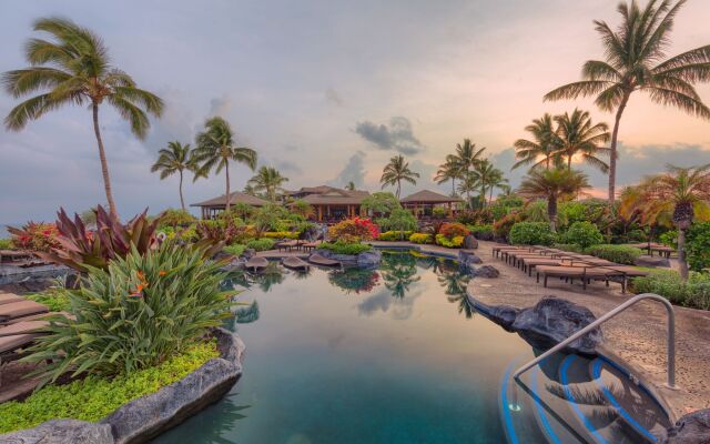 CASTLE Hali'i Kai at Waikoloa