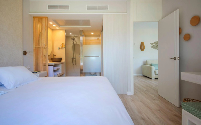 Dekuta Hotel – Guest Rooms – Kuta