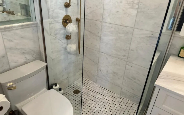 NY Luxury Home Suites