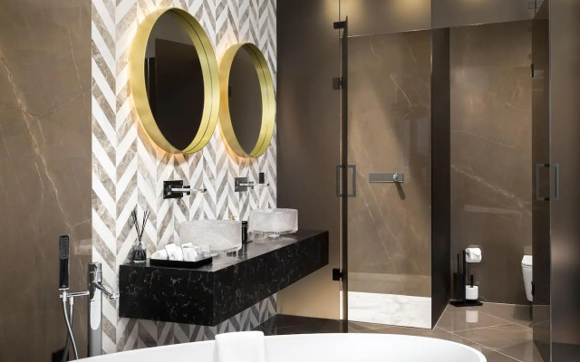 Lure Hotel & SPA