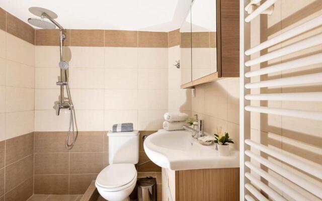 Porto Sea View Apartments - A. Svolou 29
