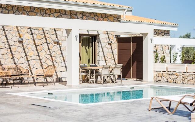 Stone and Sea Villas