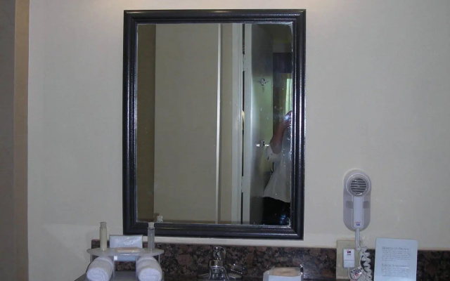 Holiday Inn Express Van Nuys by IHG