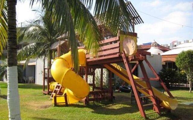 Costa Sol Hotel & Villas