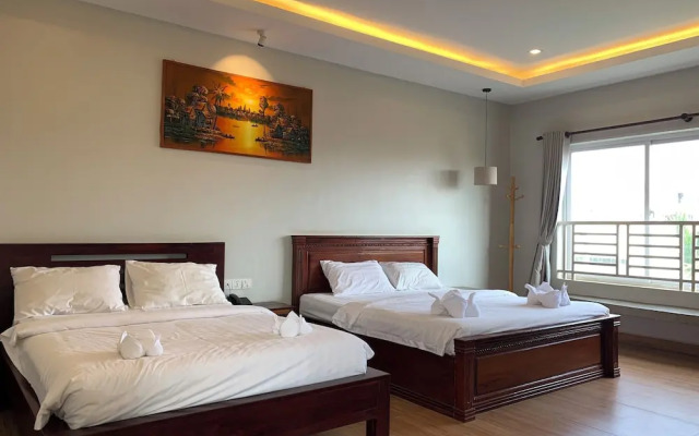 Nico's Hotel 2