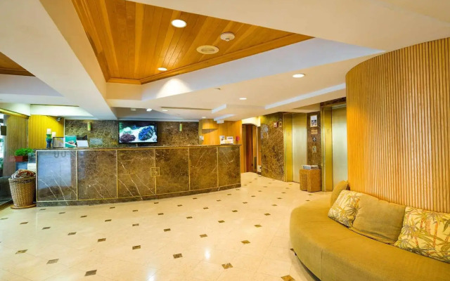 Castle Bamboo Waikīkī Hotel