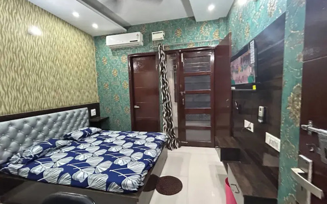 Entire 3bhk Luxury Flat in Zirakpur-panchkula-chandigarh-mohali, Punjab, India