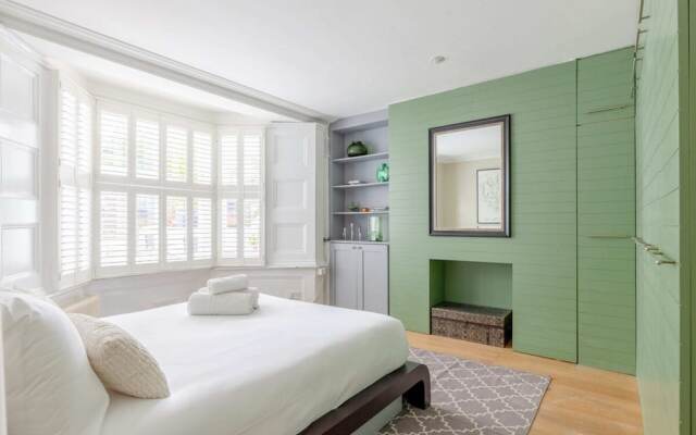 Gorgeous 2BD Garden Getaway, Victoria Park