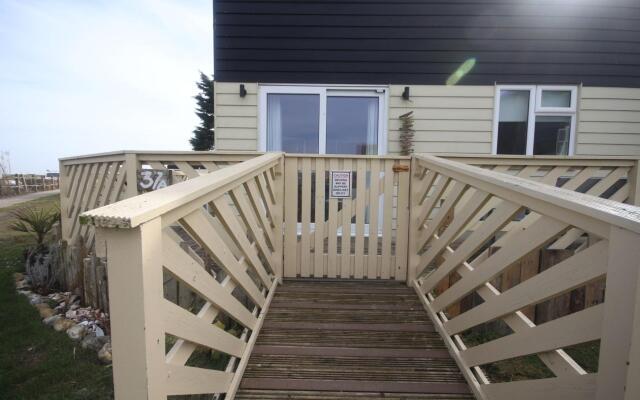 37A Medmerry Park 2 Bedroom Chalet