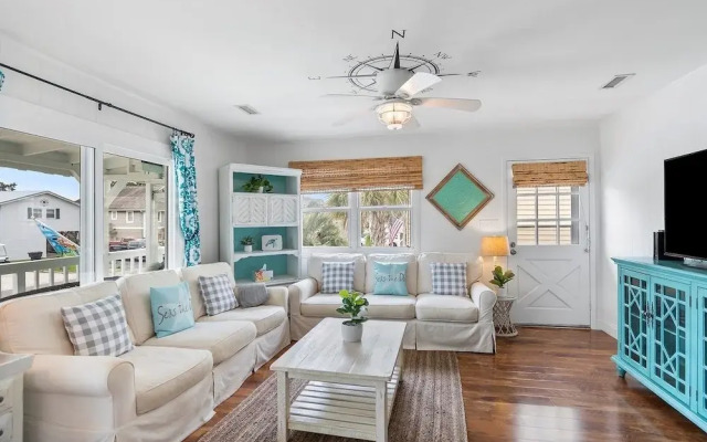 The Marlin House / 143 Marlin Drive 3 Bedroom Home